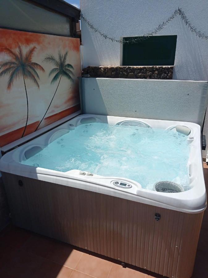 Casa Orilla! Beautiful Private Holiday Villa With Hot Tub La Oliva Zewnętrze zdjęcie